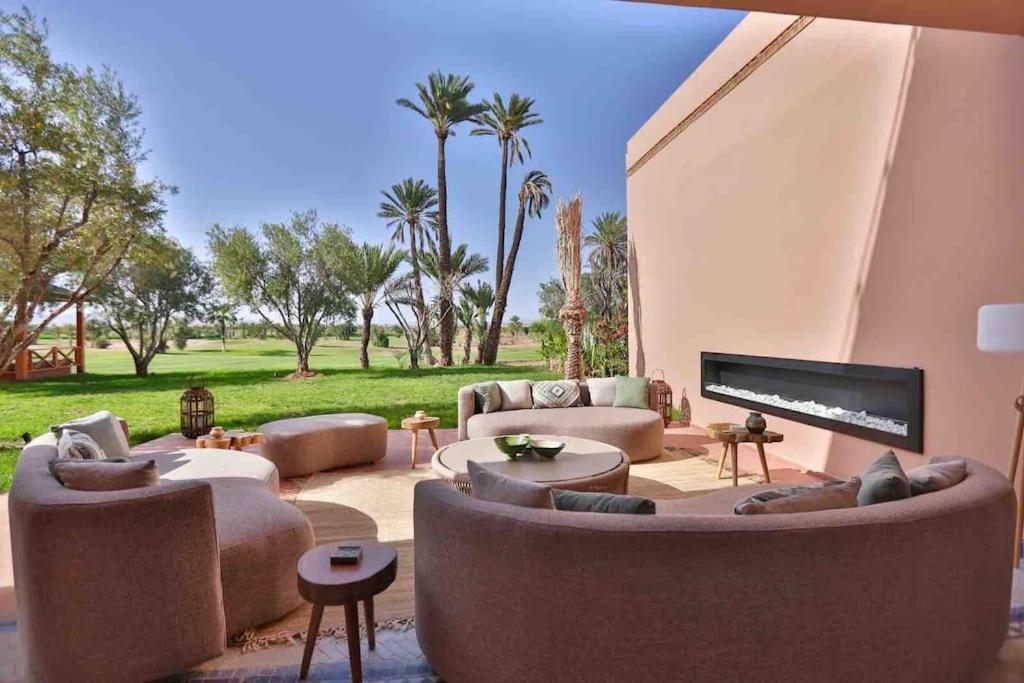 Sur Le Golf De La Palmeraie With Cooker And Butler Included Marrakesh